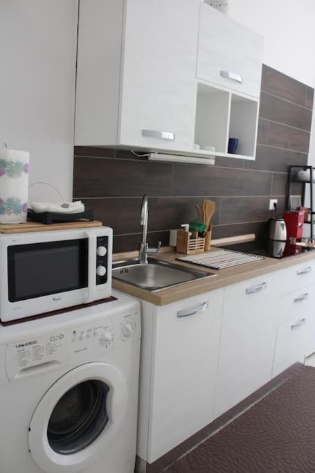 Nel Cuore Del Vomero Apartament Neapel Exterior foto